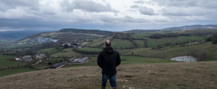 Agriculteurs convertis au bio : « Je sais que je n’empoisonne personne, c’est très bien pour ma conscience »