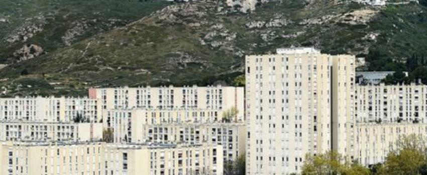 Marseille : une prof des quartiers nord sort du silence