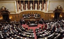 Le groupe UMP du Sénat soupçonné d’avoir produit des emplois fictifs à la chaîne