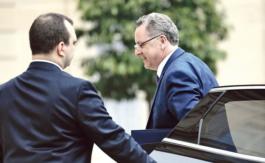 Richard Ferrand pris à son tour dans la tourmente des affaires