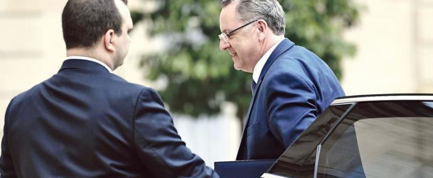 Richard Ferrand pris à son tour dans la tourmente des affaires