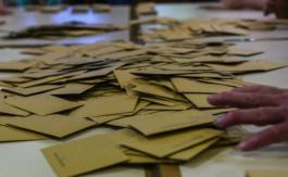 Plébiscite dans les grandes villes pour Macron, Le Pen conserve des places fortes