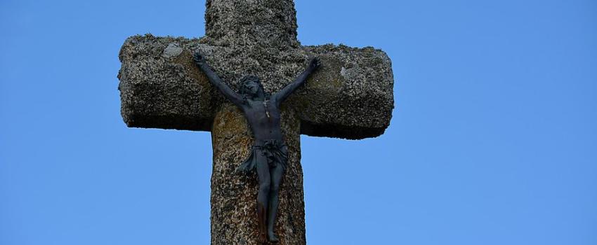La croix interdite