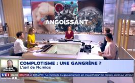 Théories du complot : les médias s’emballent