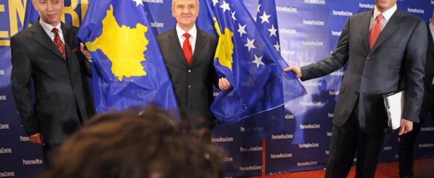 Dix ans après son indépendance, le Kosovo face à un sombre bilan