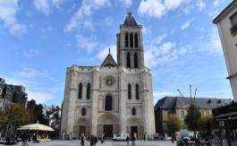 LR et FN montent au créneau après l’occupation de la basilique de Saint-Denis par des pro-migrants
