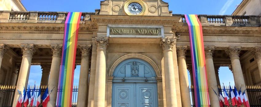 Marche des fiertés LGBT: L’Assemblée nationale aux couleurs du drapeau arc-en-ciel ce week-end
