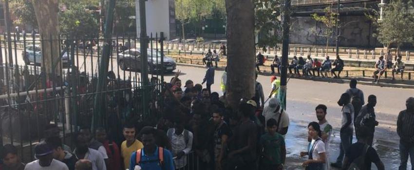 Paris : « Situation explosive » pour les migrants de la Porte de la Chapelle