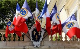 La Monarchie royale, garantie d’une transition démocratique apaisée ?