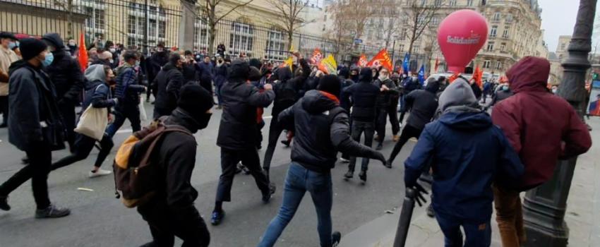Agression de la Cocarde étudiante : histoire d’un guet-apens monté par l’ultragauche