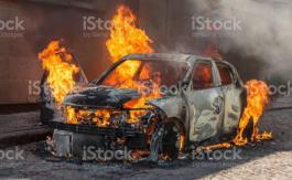C’est ce gouvernement qui devrait s’auto-dissoudre !