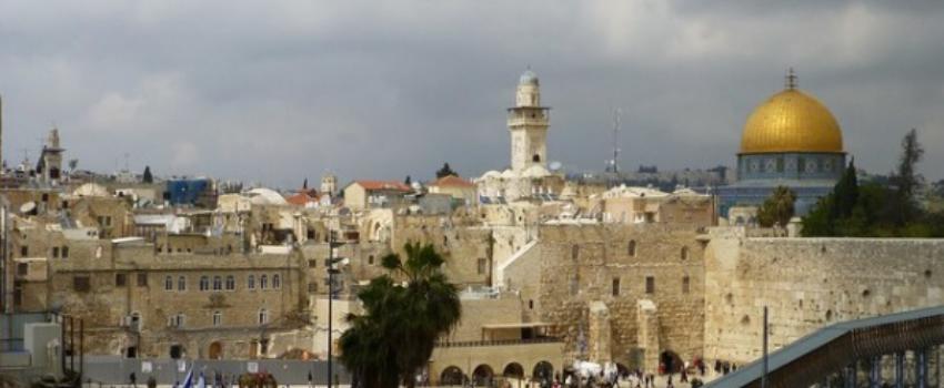 Conflit israélo-palestinien : entretien croisé avec Richard Haddad et Antoine de Lacoste