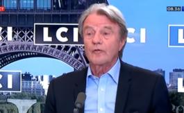 Bernard Kouchner part en guerre contre les traîtres