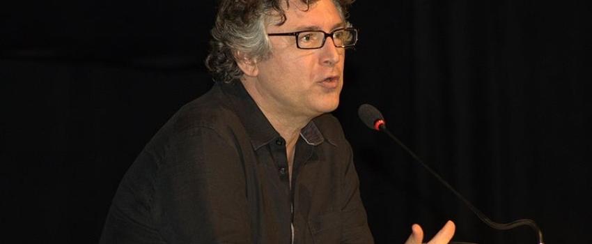 Drôle de sacristain : quand Michel Onfray défend la messe en latin !