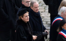 Le comte et la comtesse de Paris, ont participé à l’hommage national célébré aux Invalides