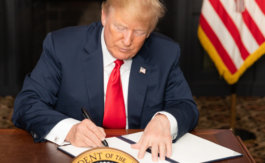 La carte monarchique, option de Donald Trump pour l’Iran ?
