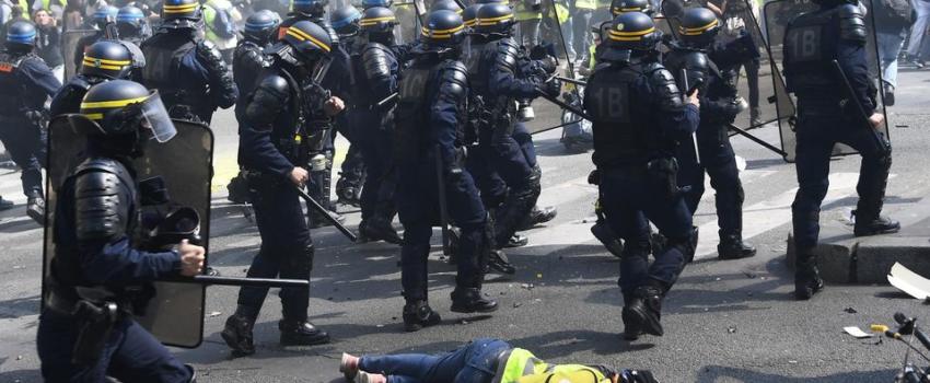Violence policière légitime ? Onfray a raison