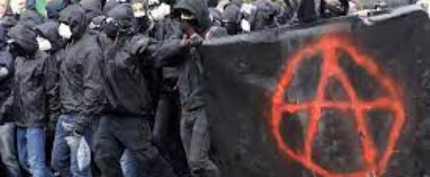 Nantes : des manifestants catholiques attaqués par des blacks-blocks samedi 24 juillet