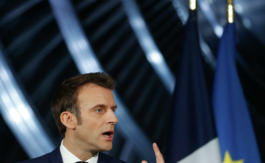 Nucléaire civil : à Belfort, Emmanuel Macron atomise la campagne