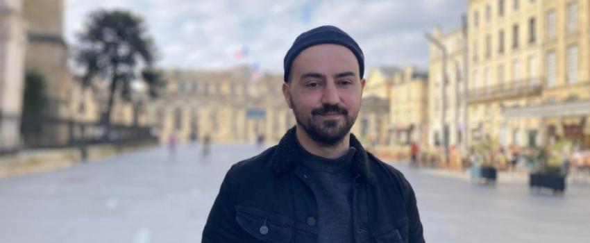 À Bordeaux, rencontre avec ces jeunes qui réclament le retour d’un roi en France