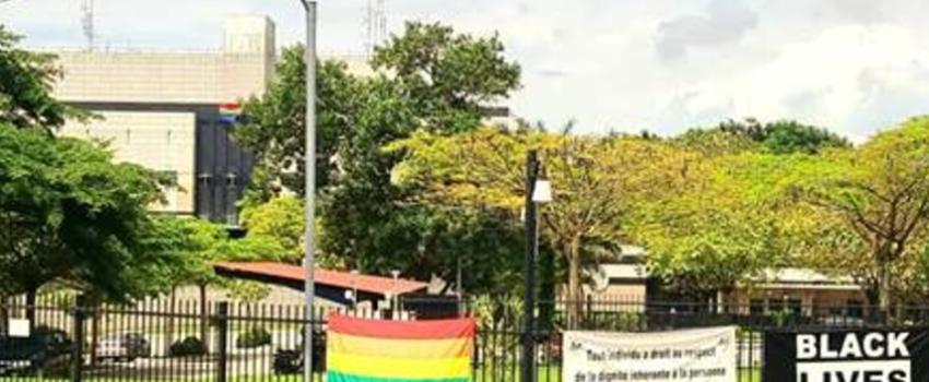Le mois des fiertés de l’ambassade américaine agace en Côte d’Ivoire