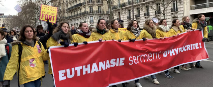 Pourquoi a-t-on autant parlé des jeunes LFI et si peu de ceux de La Marche pour la vie ?