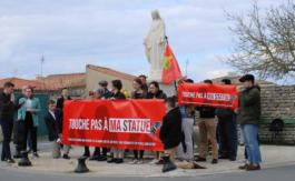 Manifestation pour le maintien de la Statue de Notre Dame sur l’Île de Ré